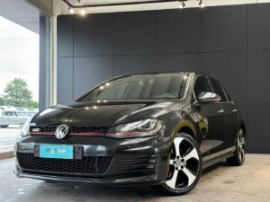 Volkswagen Golf - GTI Performance 2.0 TSI DSG  BlueMotion Technology